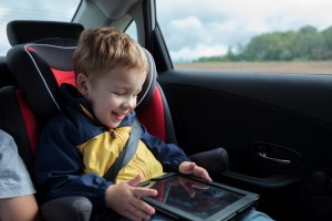 If your holiday plans include packing up the family vehicle and heading out with kids, we know you’ve already got a lot of on your plate! Here are a few of our favorite tips for road-tripping with kids.
