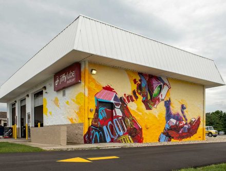 dan thompson mural at jiffy lube